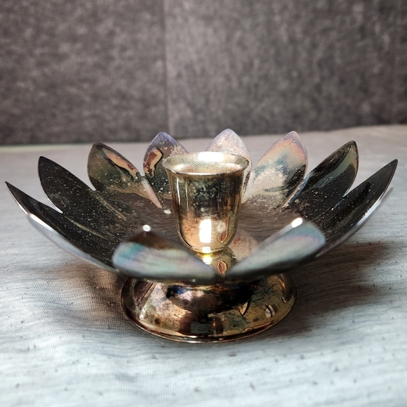 Reed & Barton World's Finest Silver Plated Candle Holder 2x5"H 5"W - Picture 8 of 11